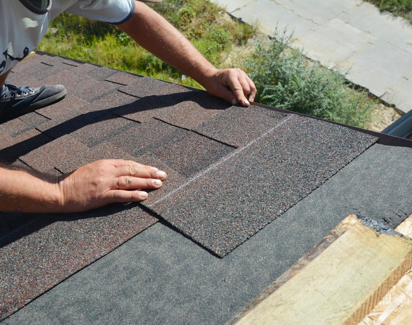 Licensed roof repair in Hillsboro, OR by Raven Roofing of Beaverton