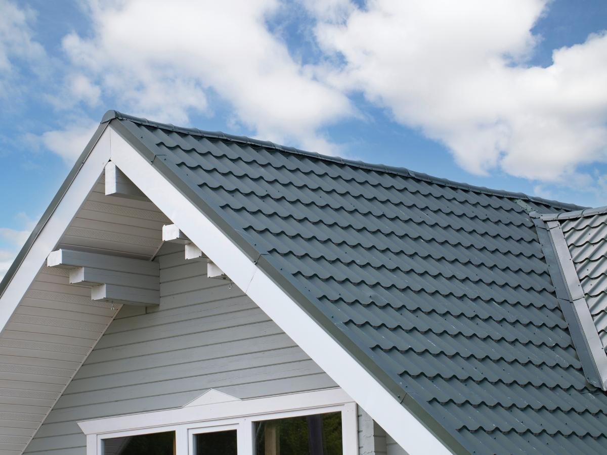 Reliable Roofing Company in Multnomah County, OR providing quality residential roof services
